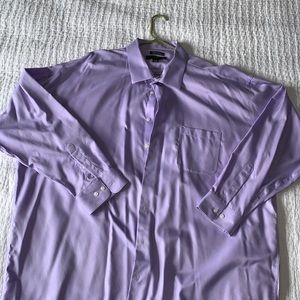 Men’s purple dress shirt. Size 20. Excellent condition.